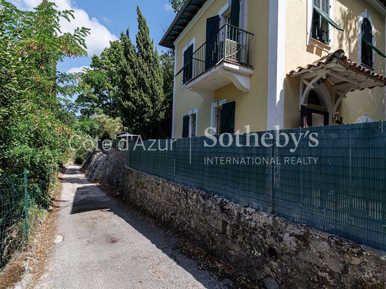 Terrain Aspremont - 11969m²