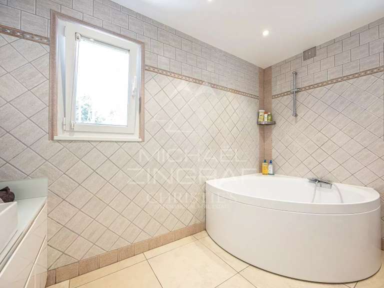 Villa Aspremont - 3 bedrooms - 110m²