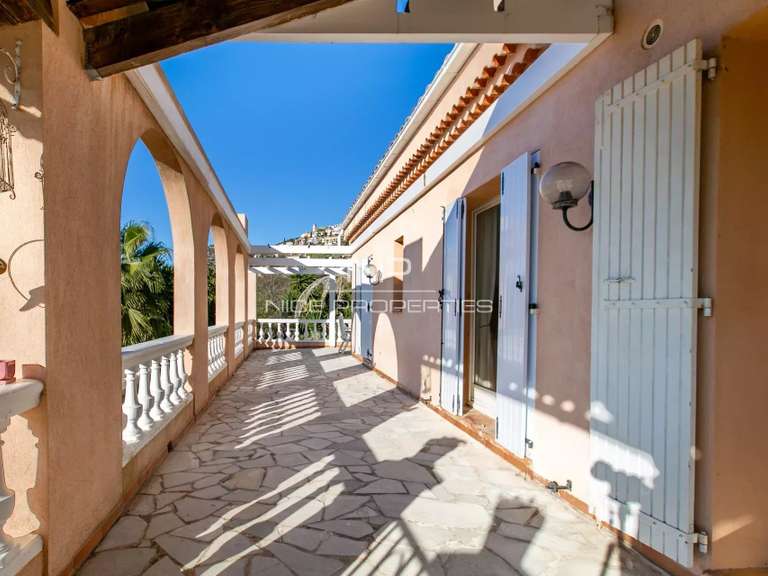 Villa Aspremont - 5 chambres - 256m²