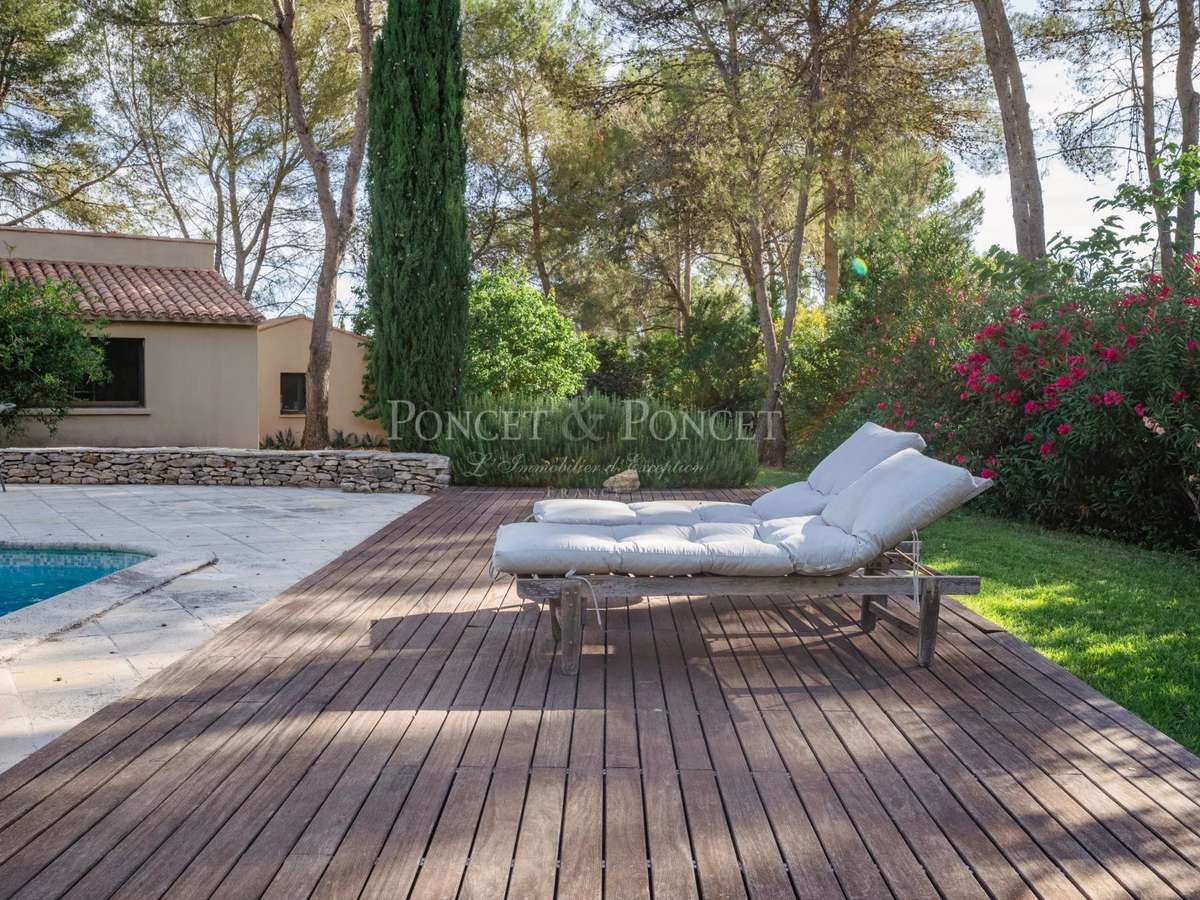House Assas