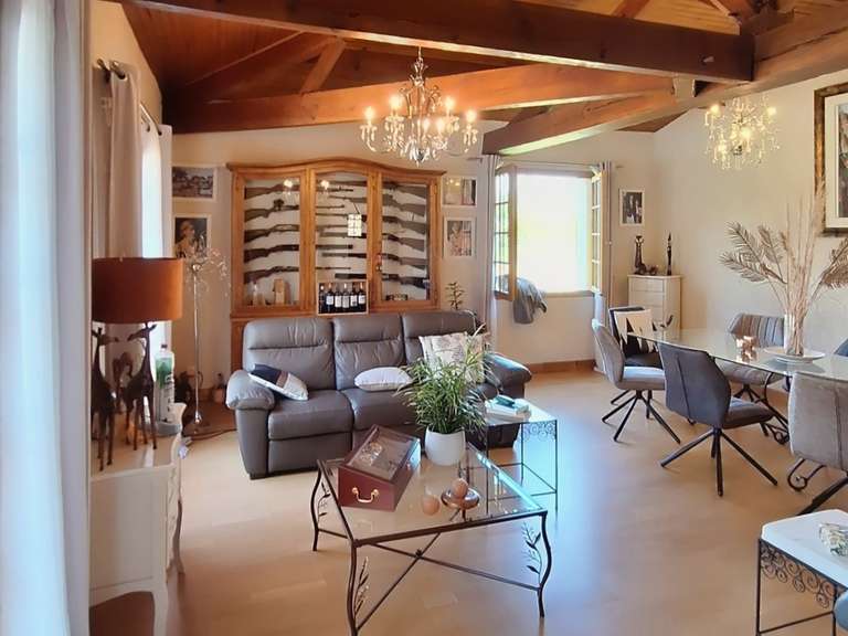 Propriété Astaffort - 4 chambres - 207m²