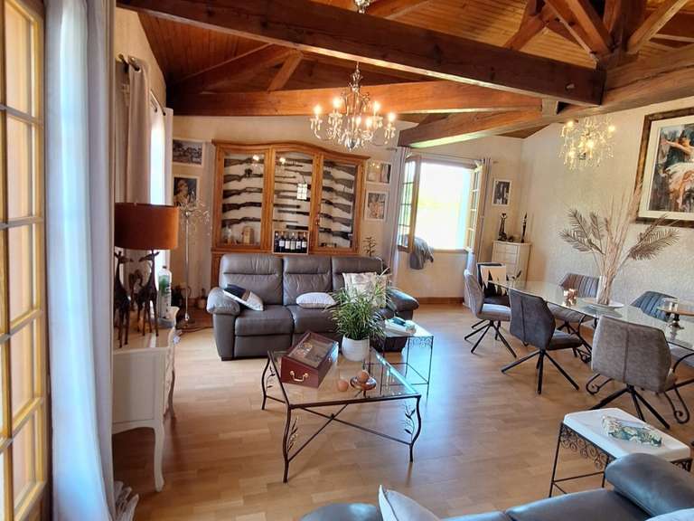 Propriété Astaffort - 4 chambres - 207m²