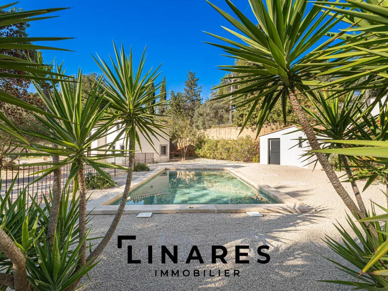 Maison Aubagne - 7 chambres - 265m²