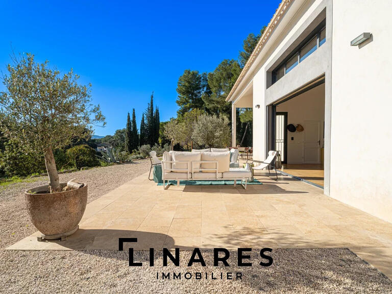 Maison Aubagne - 7 chambres - 265m²
