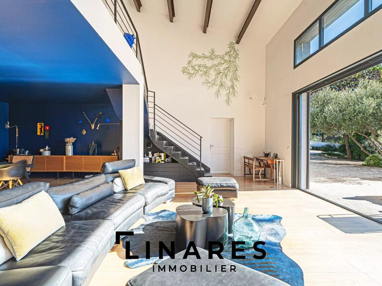 Maison Aubagne - 7 chambres - 265m²