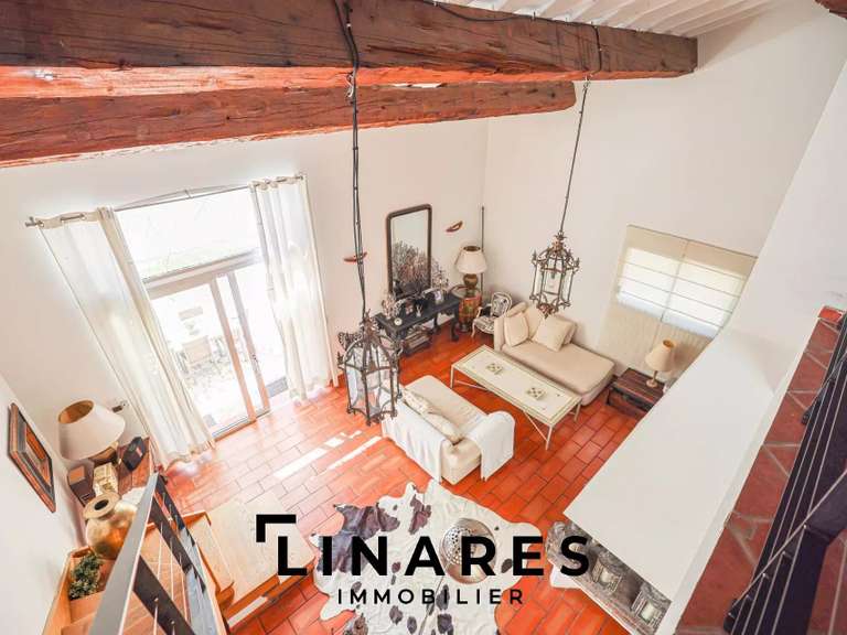 Maison Aubagne - 6 chambres - 340m²