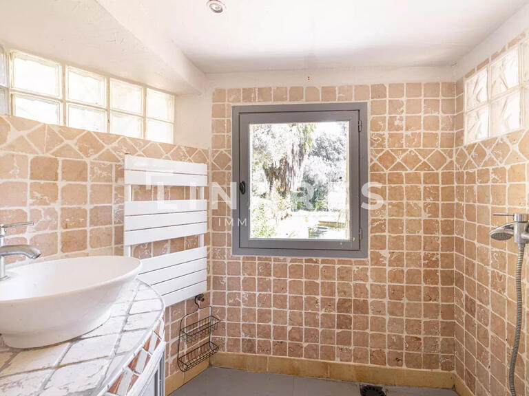 House Aubagne - 4 bedrooms - 300m²