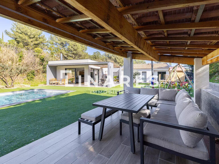Maison Aubagne - 3 chambres - 147m²