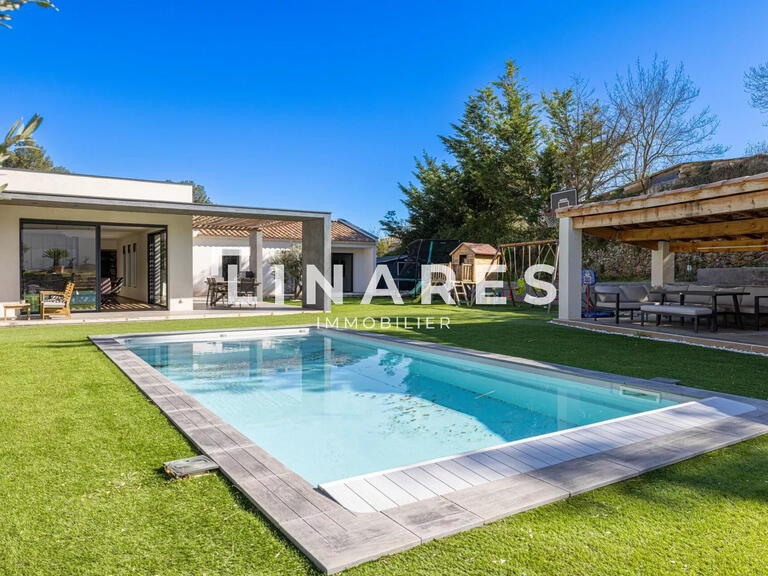 Maison Aubagne - 3 chambres - 147m²