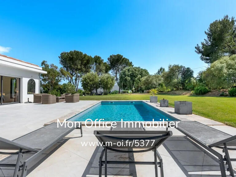 House Aubagne - 3 bedrooms - 160m²