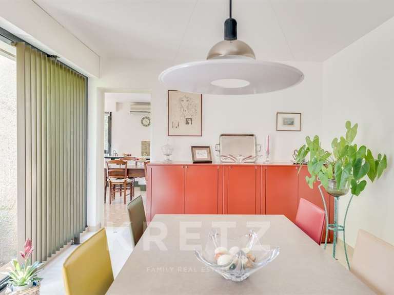 House Aubagne - 5 bedrooms - 300m²