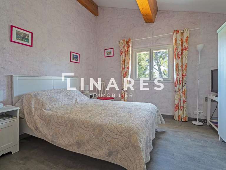 Maison Aubagne - 4 chambres - 170m²