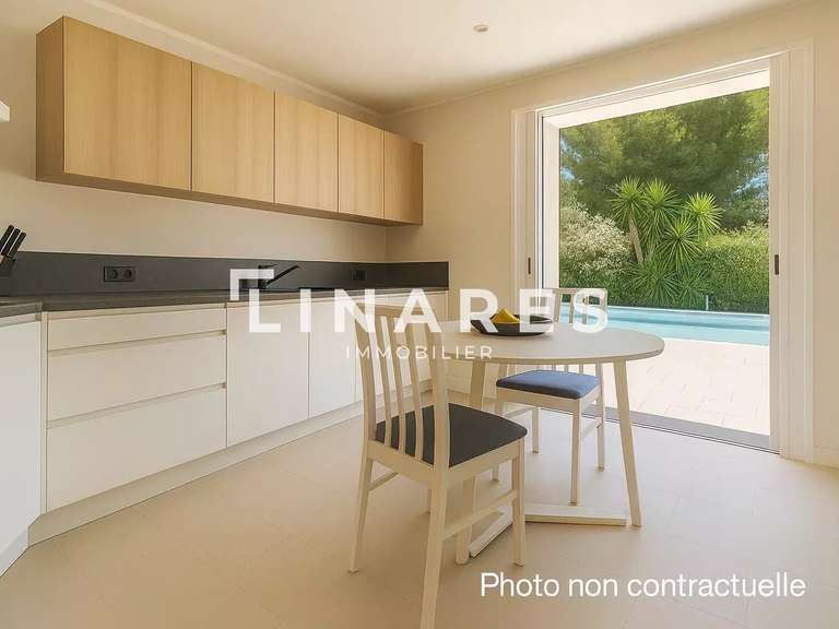 House Aubagne - 4 bedrooms - 170m²