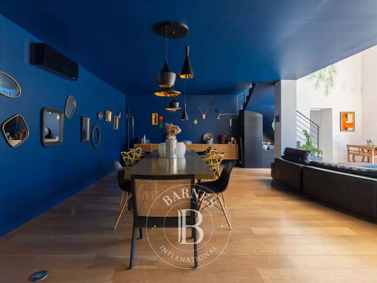 Maison Aubagne - 5 chambres - 305m²