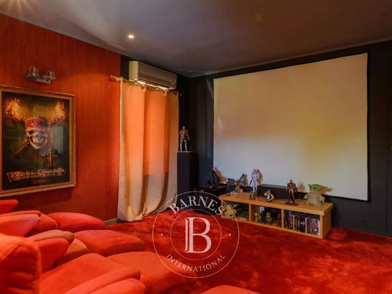 Maison Aubagne - 5 chambres - 185m²