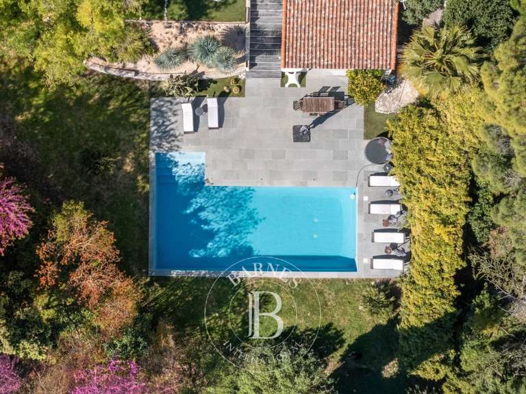 Maison Aubagne - 5 chambres - 185m²