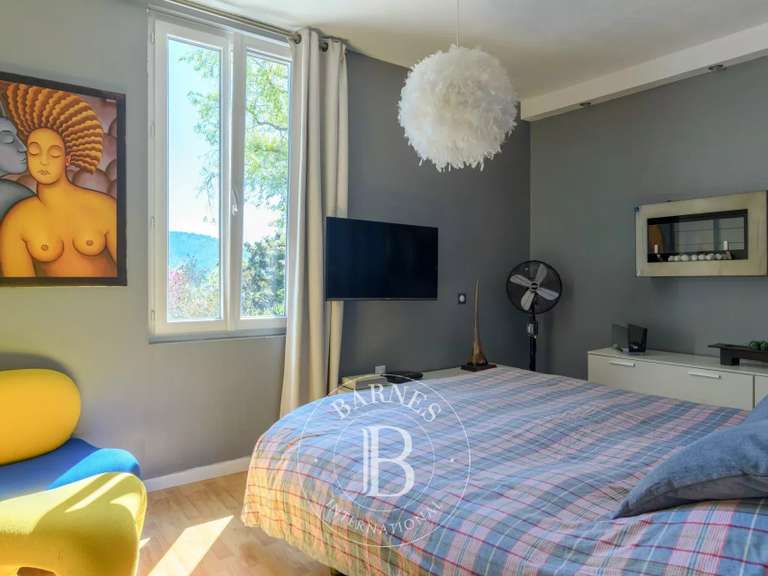 Maison Aubagne - 5 chambres - 185m²