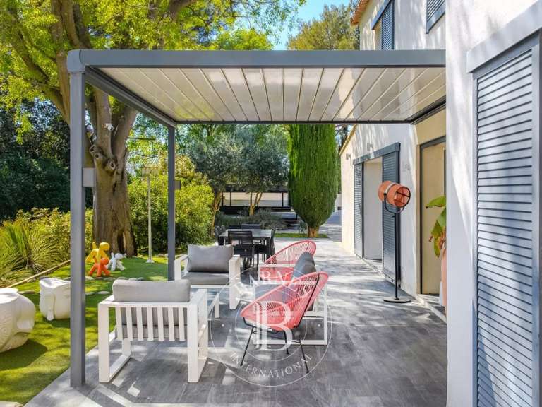 Maison Aubagne - 5 chambres - 185m²