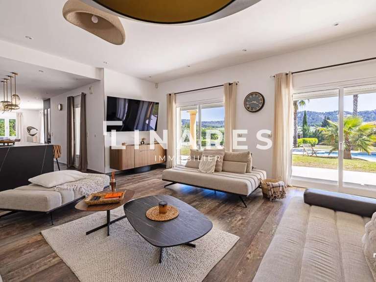 House Aubagne - 4 bedrooms - 250m²