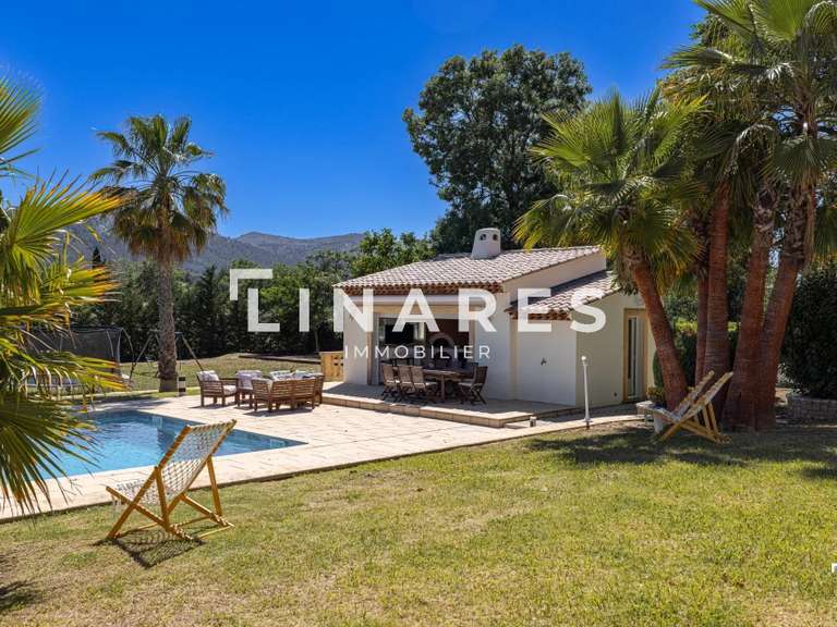 House Aubagne - 4 bedrooms - 250m²