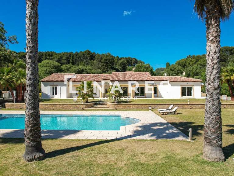 House Aubagne - 4 bedrooms - 250m²