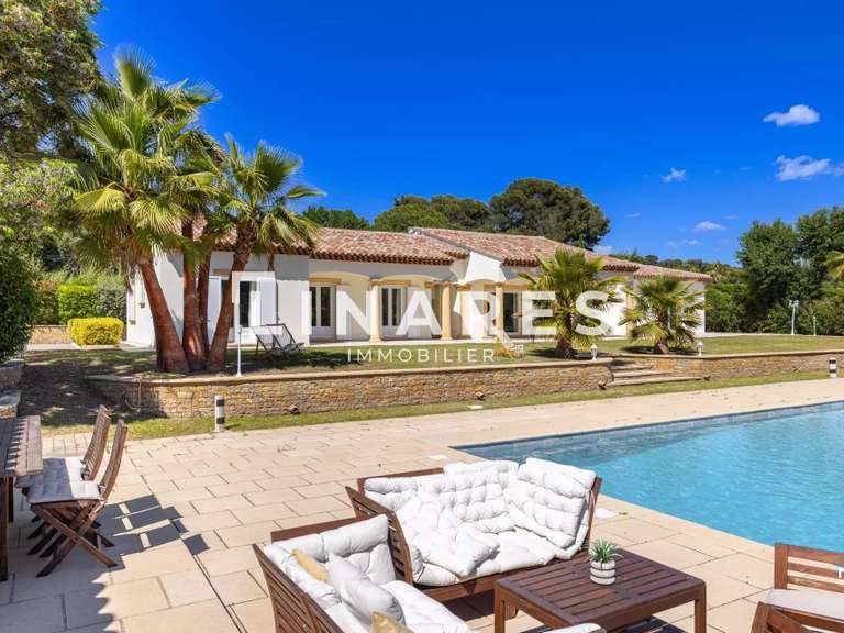 House Aubagne - 4 bedrooms - 250m²