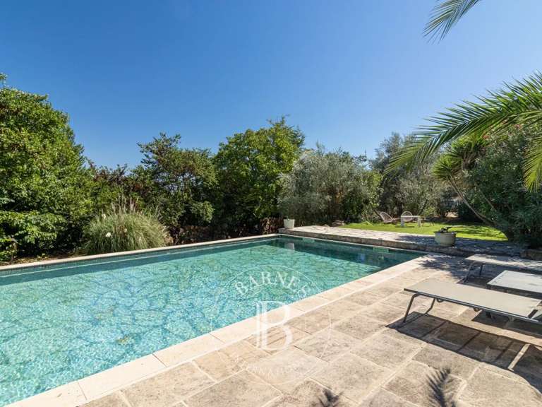 Maison Aubagne - 4 chambres - 338m²
