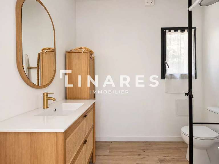 Maison Aubagne - 4 chambres - 232m²