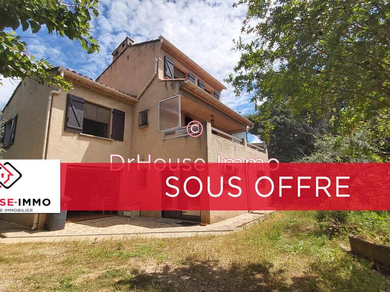 Villa Aubagne - 5 chambres - 200m²