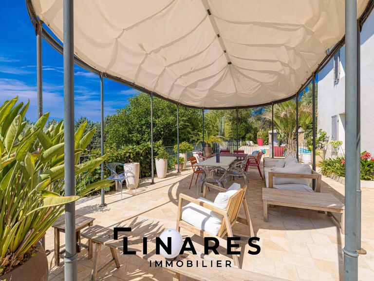Villa Aubagne - 4 chambres - 320m²