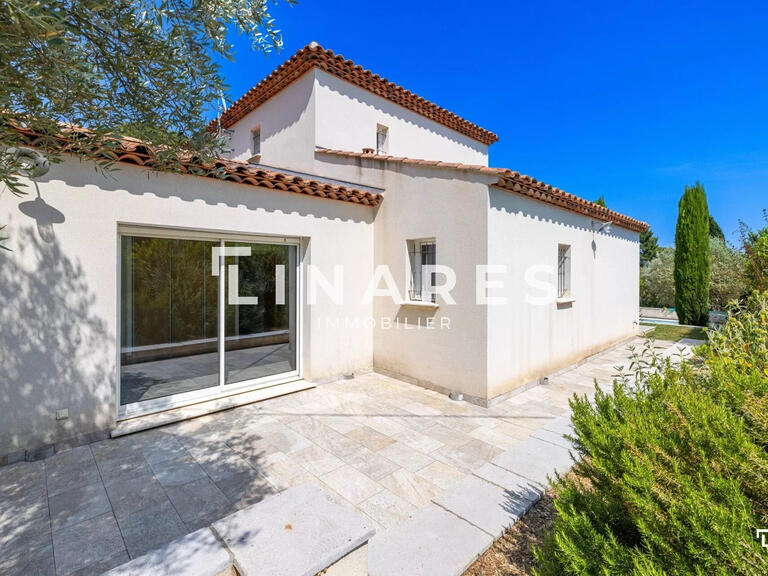 Villa Aubagne - 4 bedrooms - 160m²
