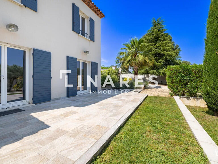 Villa Aubagne - 4 bedrooms - 160m²