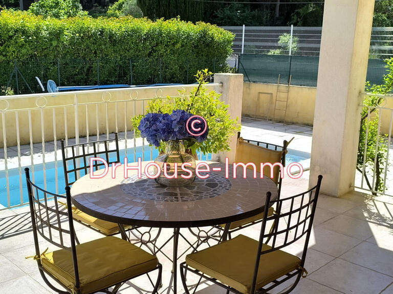 Villa Aubagne - 3 chambres - 125m²
