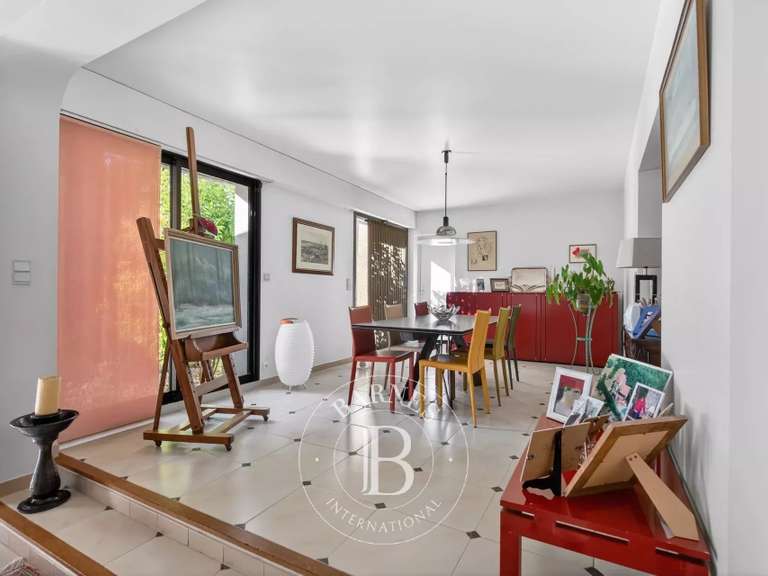 Villa Aubagne - 4 bedrooms - 350m²