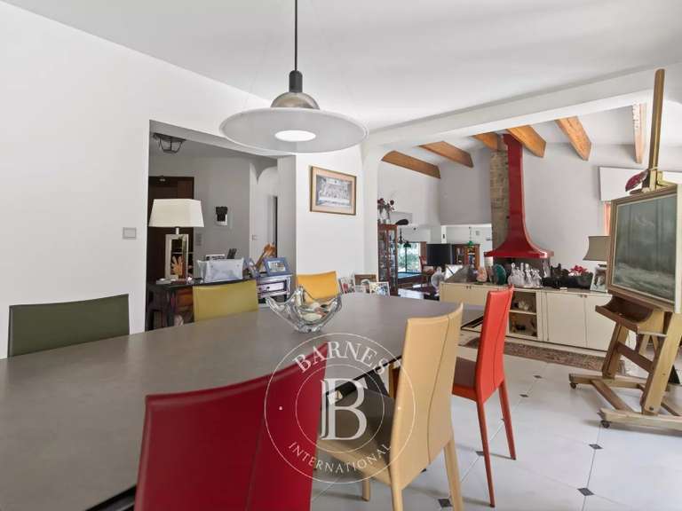 Villa Aubagne - 4 bedrooms - 350m²