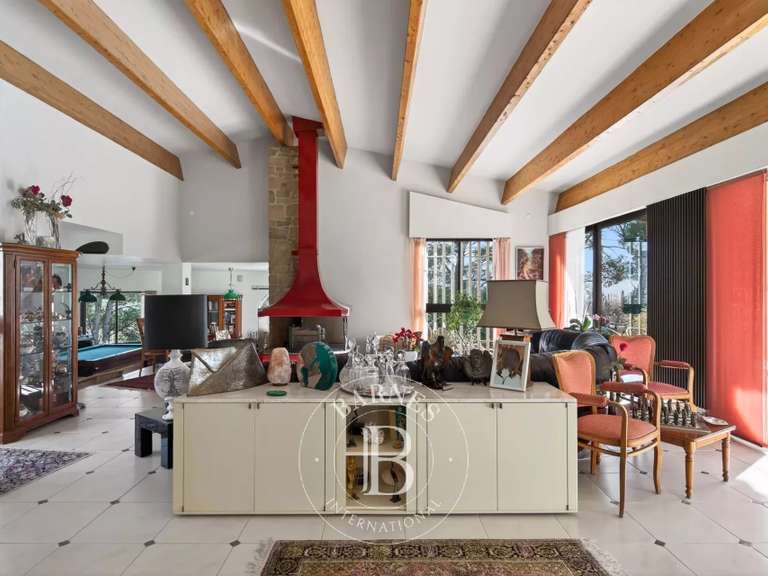 Villa Aubagne - 4 bedrooms - 350m²