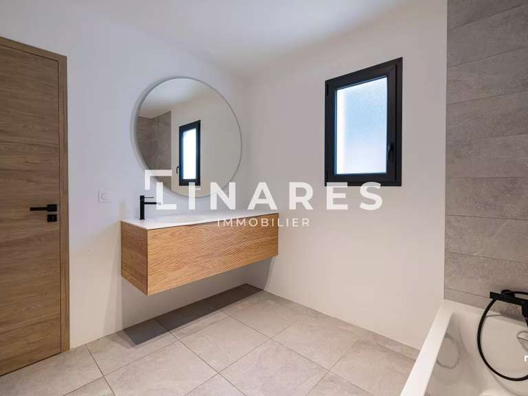 Villa Aubagne - 3 chambres - 106m²