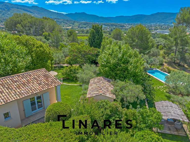 Villa Aubagne - 5 chambres - 220m²