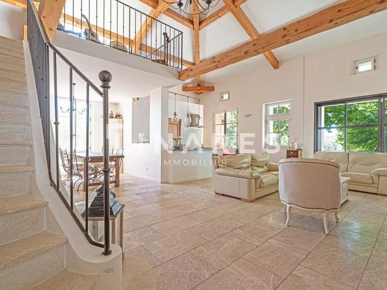 Villa Aubagne - 5 chambres - 220m²