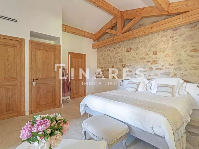 Villa Aubagne - 5 chambres - 220m²