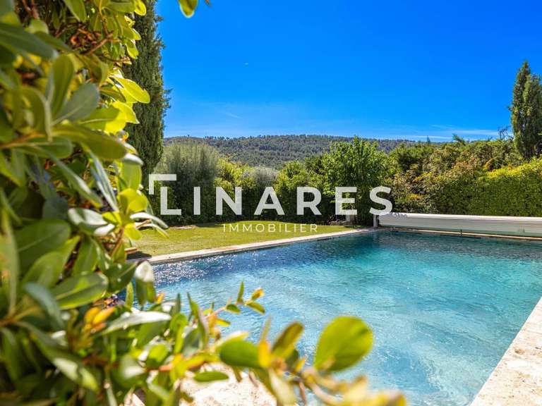 Villa Aubagne - 4 chambres - 223m²