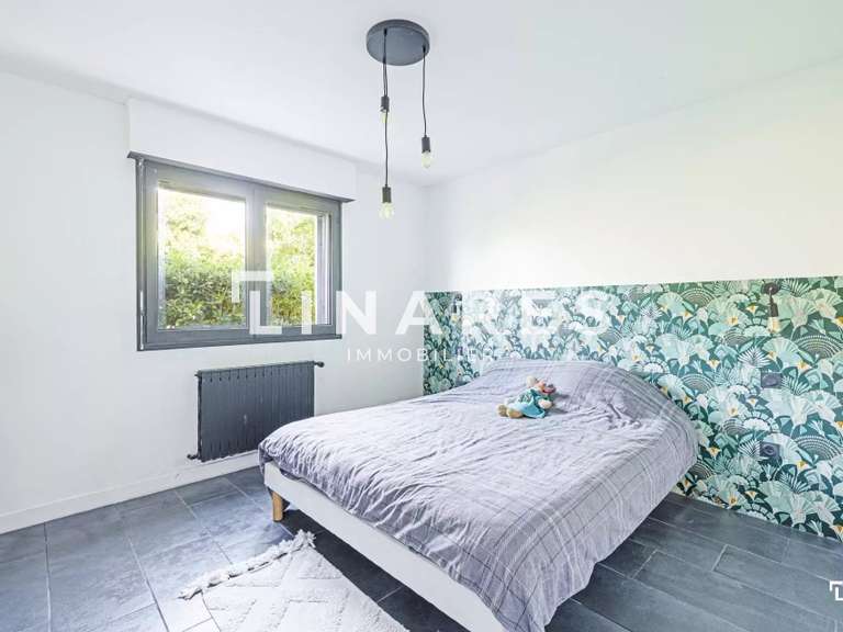 Villa Aubagne - 4 chambres - 223m²