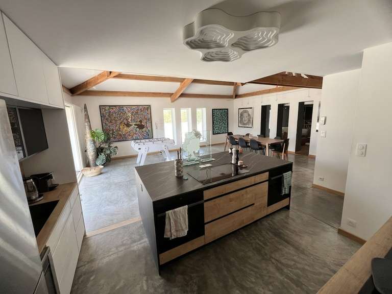 Villa Aubais - 4 bedrooms - 310m²