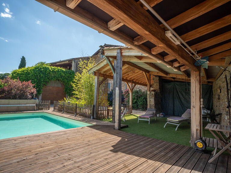 Maison Aubenas - 6 chambres - 205m²