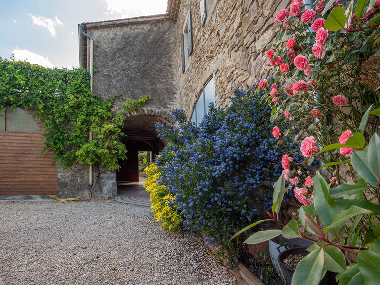 Maison Aubenas - 6 chambres - 205m²