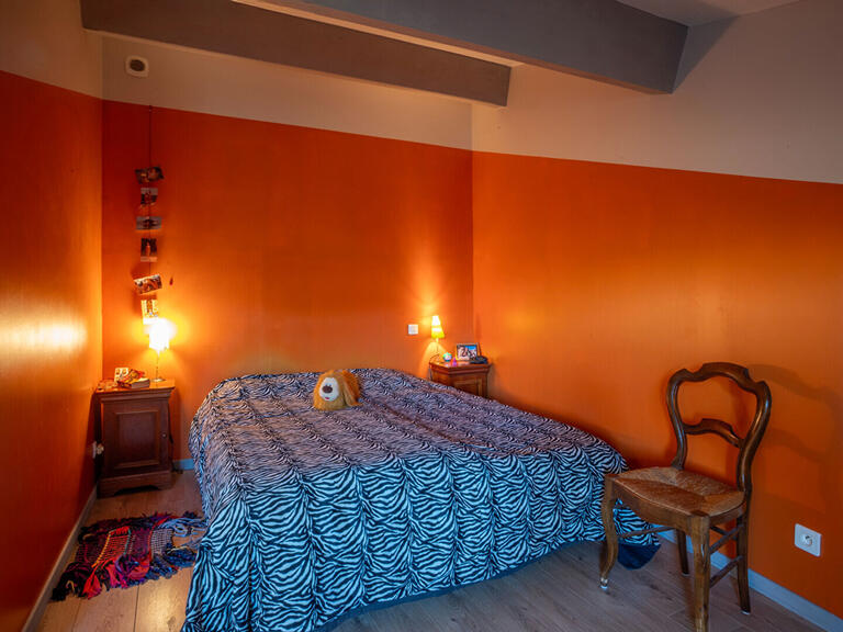 Maison Aubenas - 6 chambres - 205m²