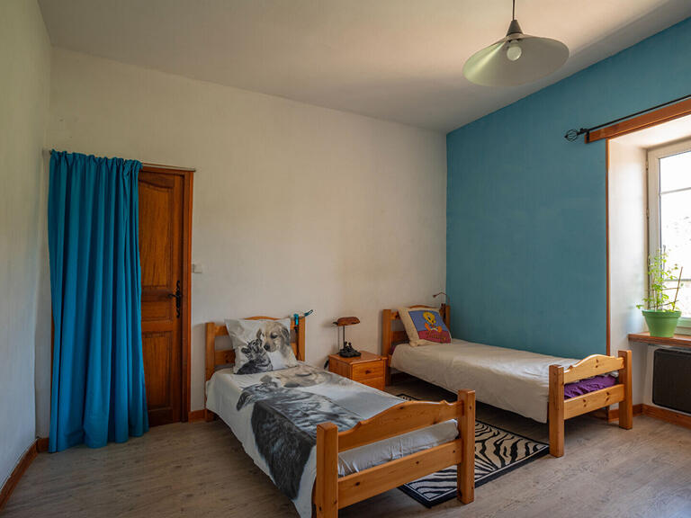 Maison Aubenas - 6 chambres - 205m²