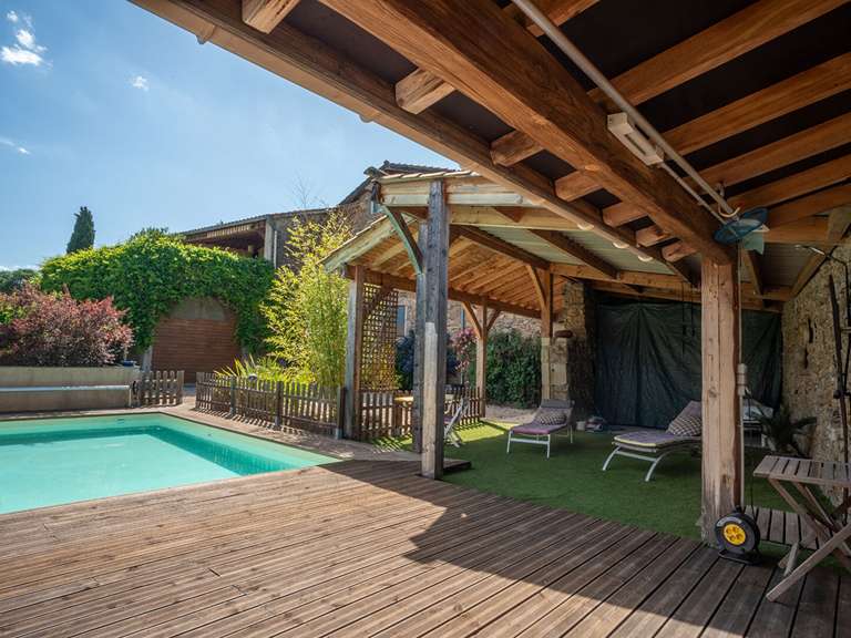 Maison Aubenas - 6 chambres - 205m²