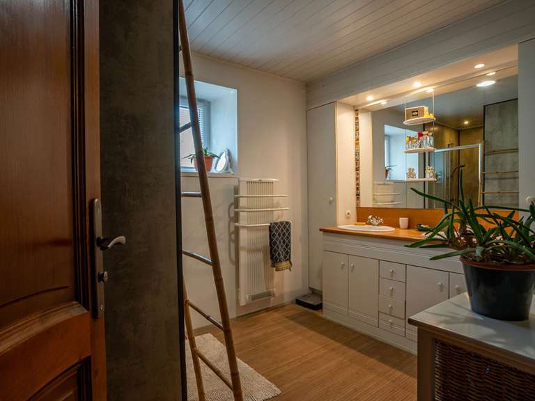 Maison Aubenas - 6 chambres - 205m²