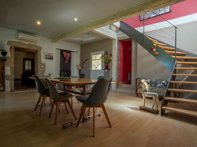Maison Aubenas - 6 chambres - 205m²